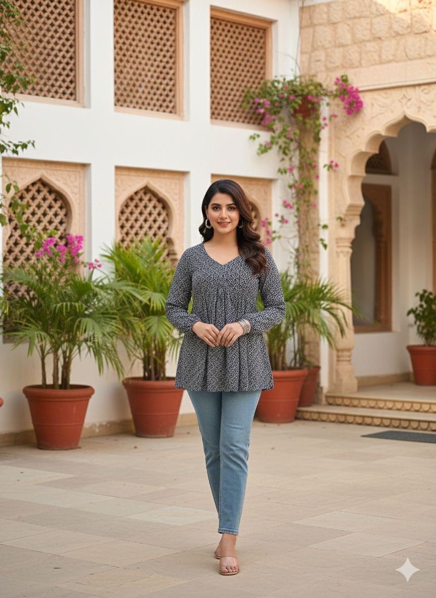 Inaayat Short Kurti