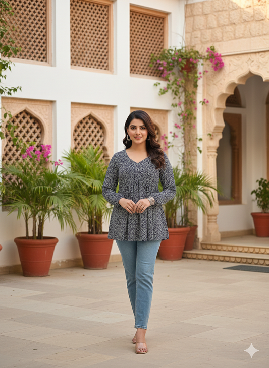 Inaayat Short Kurti